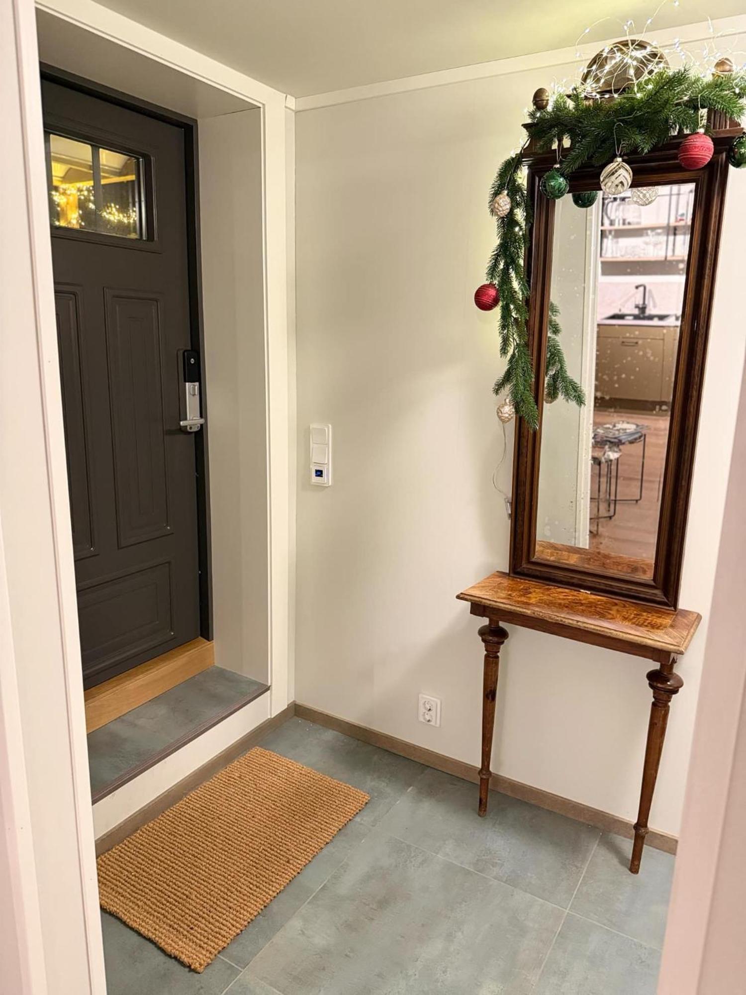 Apartment In Down Town Aurora *